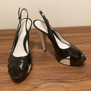 Sergio Rossi Black & White Patent Leather Open Toe Slingback Shoes.  Size 37.5.